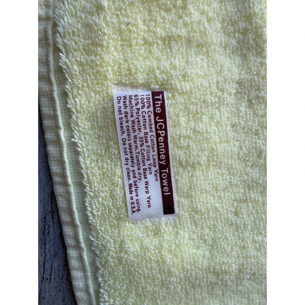 JCPenney Bath Towel Set Vintage Lace Hearts 70s NWOT Cottagecore Mom Dad Yellow